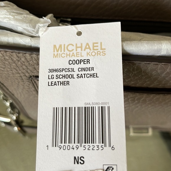 NEW/Michael Michael Kors Handbag/ Cooper/Large School Satchel - Picture 10 of 10